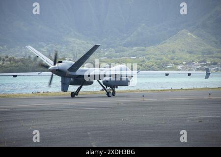 Un mq-9A MUX/MASCHIO del corpo dei Marines assegnato al Marine Unmanned Aerial Vehicle Squadron (VMU) 3, Marine Aircraft Group 24, 1st Marine Aircraft Wing com Foto Stock