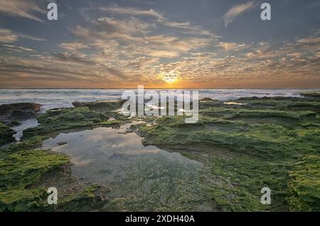 Tramonto a North Cottesloe Beach, Australia Occidentale Foto Stock