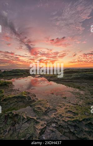 Tramonto a North Cottesloe Beach, Australia Occidentale Foto Stock