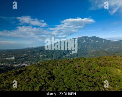 Il vulcano Barú è la più alta altitudine di Panama e una delle più alte dell'America centrale, con un'altezza di 3475 m sul livello del mare, vista da Boqu Foto Stock