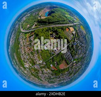 Vista aerea, Art Nouveau Villa Hohenhof del Museo Osthaus, struttura sportiva distrettuale Emst, autostrada A45 Sauerlandlinie, sopra la cava Donnerkuhle Foto Stock