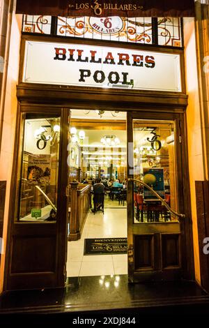 Los 36 Billares, bar tradizionale inaugurato nel 1897, avenue de Mayo, Buenos Aires, repubblica Argentina Foto Stock