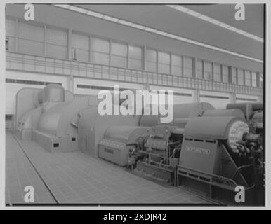 Servizio pubblico del New Jersey, stazione di Bergen. Generatori. Collezione Gottscho-Schleisner Foto Stock