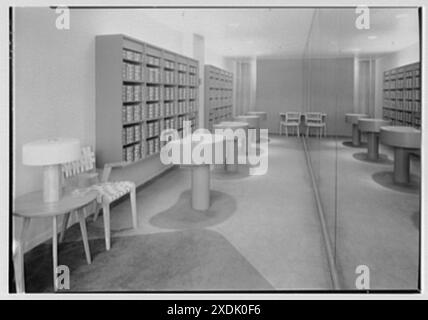 Gotham Hosiery Shop, affari a Madison Ave. E 59th St., New York City. Interior II. Collezione Gottscho-Schleisner Foto Stock