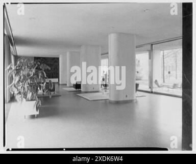 Manhattan Houses, E. 66th St., tra la 2nd e la 3rd Avenue. Foyer II. Collezione Gottscho-Schleisner Foto Stock