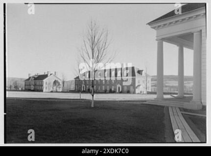 Millbrook School, Millbrook, New York. Dalla cappella al nuovo dormitorio e agli edifici scolastici. Collezione Gottscho-Schleisner Foto Stock