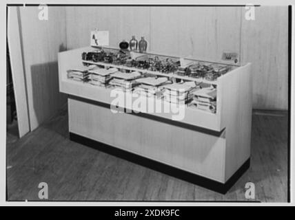 Phillips-Jones per Van Heusen. Conservare gli accessori vi. Gottscho-Schleisner Collection Foto Stock