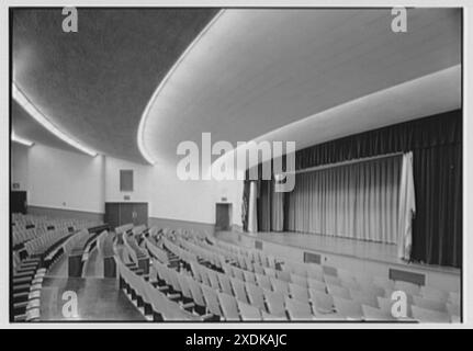 St. Mary's High School, Manhasset, Long Island, New York. Auditorium II. Collezione Gottscho-Schleisner Foto Stock