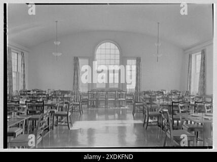 Emily Abbey Hall, Mount Holyoke College, South Hadley, Massachusetts. Sala da pranzo. Collezione Gottscho-Schleisner Foto Stock