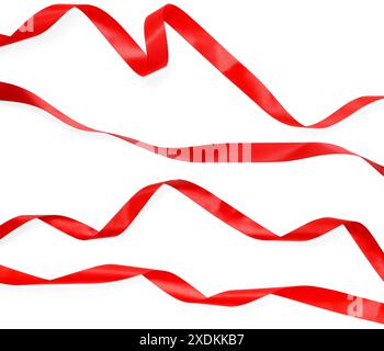 Bellissimi nastri rossi isolati su bianco, set Foto Stock