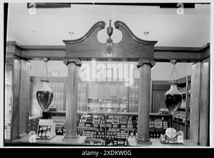 Robert Evans, affari al 192 di Montauk Ave., Brooklyn, New York. Interno I. Gottscho-Schleisner Collection Foto Stock