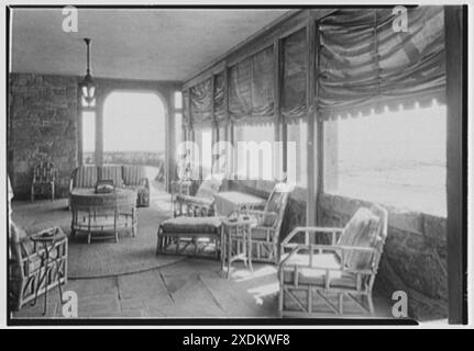 John Russell Pope, residenza a Newport, Rhode Island. Porch I. Gottscho-Schleisner Collection Foto Stock