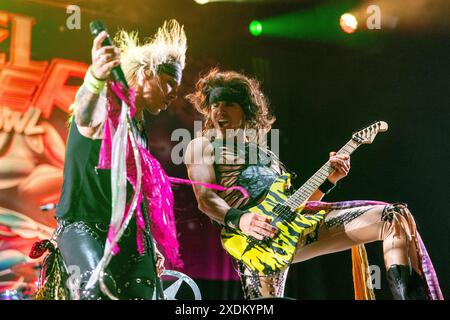 Copenaghen, Danimarca - 19.6,2024: Michael Starr (cantante) e Satchel (chitarrista) della band Steel Panther al Copenhell Metal Festival at Foto Stock