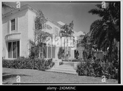 Sidney Vere-Smith, residenza al 1440 di S. Ocean Blvd., Palm Beach, Florida. Patio. Collezione Gottscho-Schleisner Foto Stock