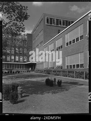 Becton Dickinson, East Rutherford, New Jersey. Molo di carico. Collezione Gottscho-Schleisner Foto Stock