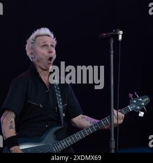 Newport, Regno Unito. 23 giugno 2024. Green Day suonate un'esclusiva UK Festival all'Isle of Wight Festival, Seaclose Park domenica 23 giugno Credit: Emma Terracciano/Alamy Live News Foto Stock