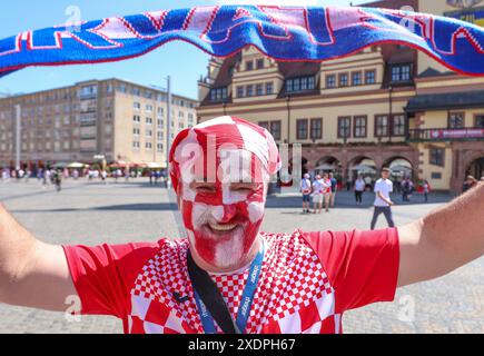 Lipsia, Germania. 24 giugno 2024. Tifosi croati a Lipsia, Germania prima della partita di calcio UEFA EURO 2024 Croazia - Italia il 24. Giugno 2024. Foto: Sanjin Strukic/PIXSELL credito: Pixsell/Alamy Live News credito: Pixsell/Alamy Live News Foto Stock