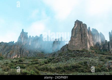 Valle degli Animas a la Paz Bolivia con le sue rocce Foto Stock