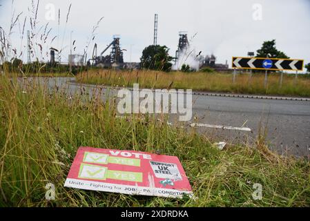 Le immagini mostrano Tata Steelworks, Port Talbot, Galles del Sud, prima di uno sciopero pianificato da parte dei lavoratori l'8 luglio, migliaia di lavoratori sono in esubero. Foto Stock