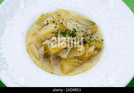 Purrusalda. Scuola di cucina Luis Irizar. Donostia-San Sebastian, Gipuzkoa. Euskadi. Spagna. / Purrusalda. Escuela de Cocina Luis Irizar. Donostia, San S. Foto Stock