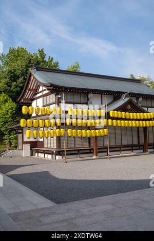 Lanterne di carta o Chochin al Santuario Hiroshima Gokoku Hiroshima Giappone Foto Stock