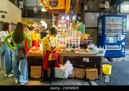 Osaka Giappone - città della Corea a Tsuruashi, ristoranti e negozi coreani. Foto Stock