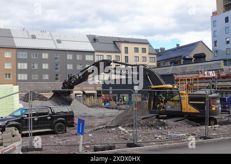 Kiruna, Svezia - 17 giugno 2024: Sito di contatto nel nuovo centro di Kiruna durante il progetto di trasferimento della città. Foto Stock