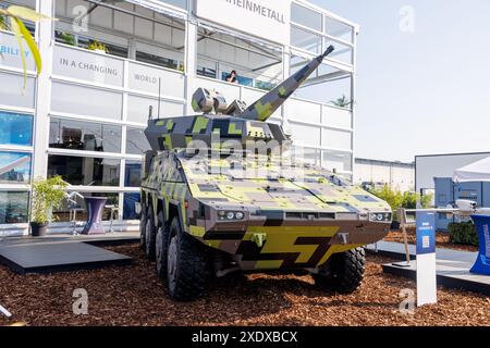 BOXER Skyranger 30, carro armato antiaereo. Sistema d'assalto di difesa aerea a corto raggio da Rheinmetall. All'ILA di Berlino Foto Stock