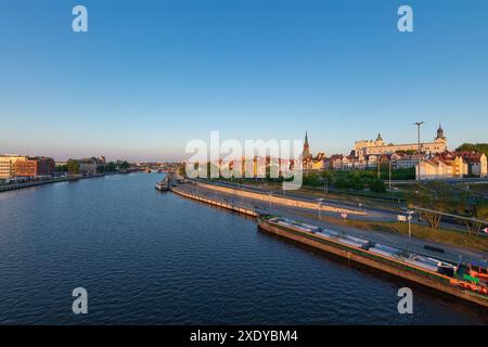 Embankment dell'Oder a Szczecin Foto Stock