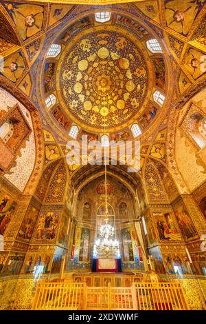 Isfahan, Iran - 24 ottobre 2018: Meraviglioso interno della chiesa di Bedkhem nel distretto di New Julfa. Foto Stock