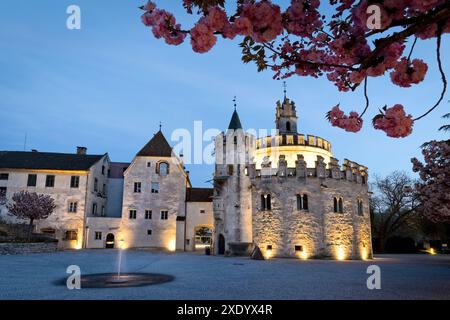 Abbazia di Novacella: Il romanico Castello dell'Angelo. Varna, alto Adige, Italia. Foto Stock