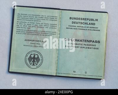 Passaporto diplomatico della Repubblica federale di Germania Foto Stock