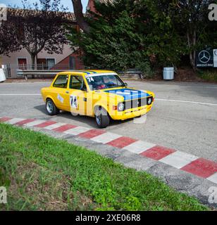 Rally di auto d'epoca fiat 128 rally pesaro CUP Foto Stock