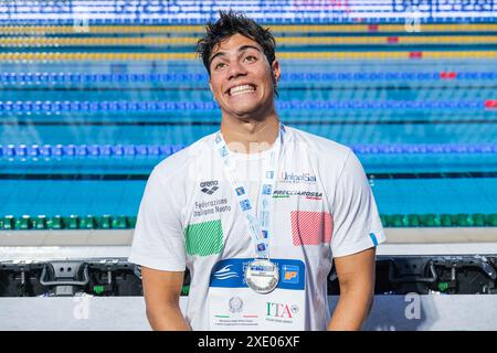 Roma, Italia. 23 giugno 2024. Luca De Tullio d'Italia sul podio degli uomini 1500m Freestyle durante la terza giornata al nuoto internazionale del 60° Trofeo Settecolli. Credito: SOPA Images Limited/Alamy Live News Foto Stock