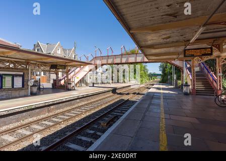 Stazione ferroviaria di Yatton sulla linea ferroviaria Bristol-Exeter, North Somerset, Inghilterra. Foto Stock