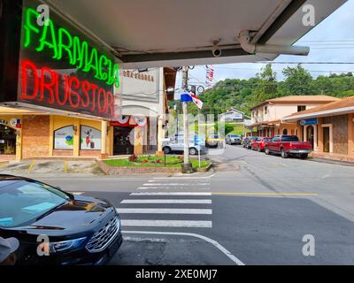 Panama, città di Boquete, architettura urbana Foto Stock