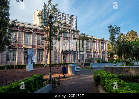 Edificio metallico , edificio Metálico Scuola di alloggi Buenaventura Corrales, San Jose, Costa Rica Foto Stock