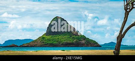 Cappello di Chinaman su Kane'ohe Bay oahu hawaii Foto Stock