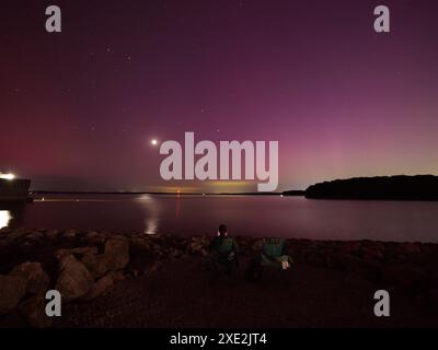 Aurora Borealis Northern Lights presso il lago Hillsdale a Paola, Kansas, negli Stati Uniti Midwest Foto Stock