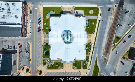 Vista aerea del tribunale di Huntington e del centro storico Foto Stock