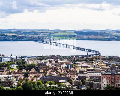 Vista aerea di Dundee da Law Hill Foto Stock