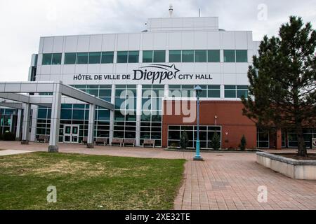 Edificio municipale su Acadie Avenue a Dieppe, New Brunswick, Canada Foto Stock