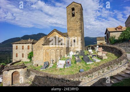 Chiesa romanica di San MartÃ­n de OlivÃ¡n Foto Stock