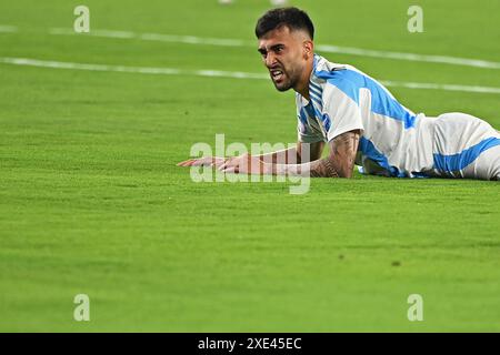 East Rutherford, Stati Uniti. 25 giugno 2024. Nicolas Gonzalez dell'Argentina, durante la partita del gruppo CONMEBOL Copa America tra Cile e Argentina, al MetLife Stadium di East Rutherford, Stati Uniti, il 25 giugno. Foto: Rodrigo Caillaud/DiaEsportivo/Alamy Live News crediti: DiaEsportivo/Alamy Live News Foto Stock