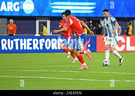 East Rutherford, Stati Uniti. 25 giugno 2024. Lionel messi dell'Argentina, durante la partita del gruppo CONMEBOL Copa America tra Cile e Argentina, al MetLife Stadium di East Rutherford, Stati Uniti, il 25 giugno. Foto: Rodrigo Caillaud/DiaEsportivo/Alamy Live News crediti: DiaEsportivo/Alamy Live News Foto Stock