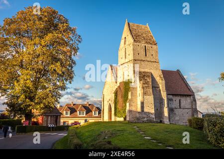 Geografia / viaggi, Francia, Normandia, Chiesa storica a Saint-Martin de Criqueboeuf, DIRITTI AGGIUNTIVI-CLEARANCE-INFO-NON-DISPONIBILE Foto Stock