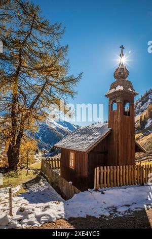 Geografia / viaggi, Austria, Cappella del Sacro cuore su Joergnalm a Koednitztal, Kals su Grossglockner, ULTERIORI-DIRITTI-CLEARANCE-INFO-NOT-AVAILABLE Foto Stock