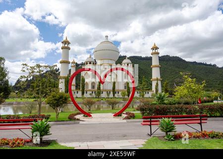 Replica di Taj Mahal, Bioparque Wakata, comune di Tocancipa dell'area metropolitana di Bogotà, Colombia. Foto Stock