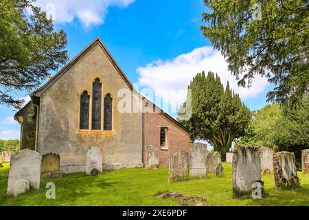 La chiesa di San Tommaso a Becket, una chiesa anglicana ridondante, a Capel, vicino a Tunbridge Wells, Kent, Inghilterra, copia Regno Unito, Europa Foto Stock