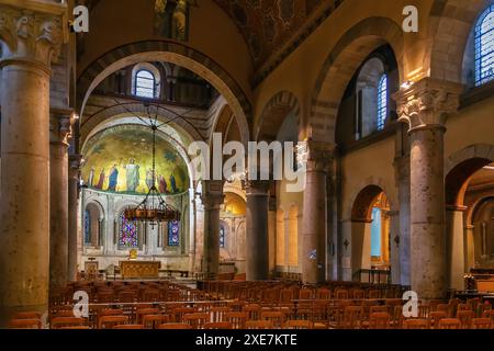 Basilica di Saint-Martin d'Ainay, Lione, Francia Foto Stock